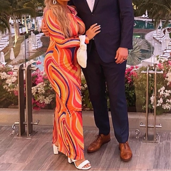 Like-new YAURA Ekua Dress in Kaleidoscope Print (Revovle) - Picture 2 of 7